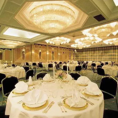 斯堪公园赫尔辛基酒店 4*